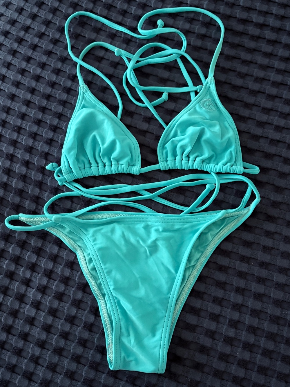 Rip Curl Turquoise String Bikini Set - Triangle Top & Low-Rise Bottoms 👙
